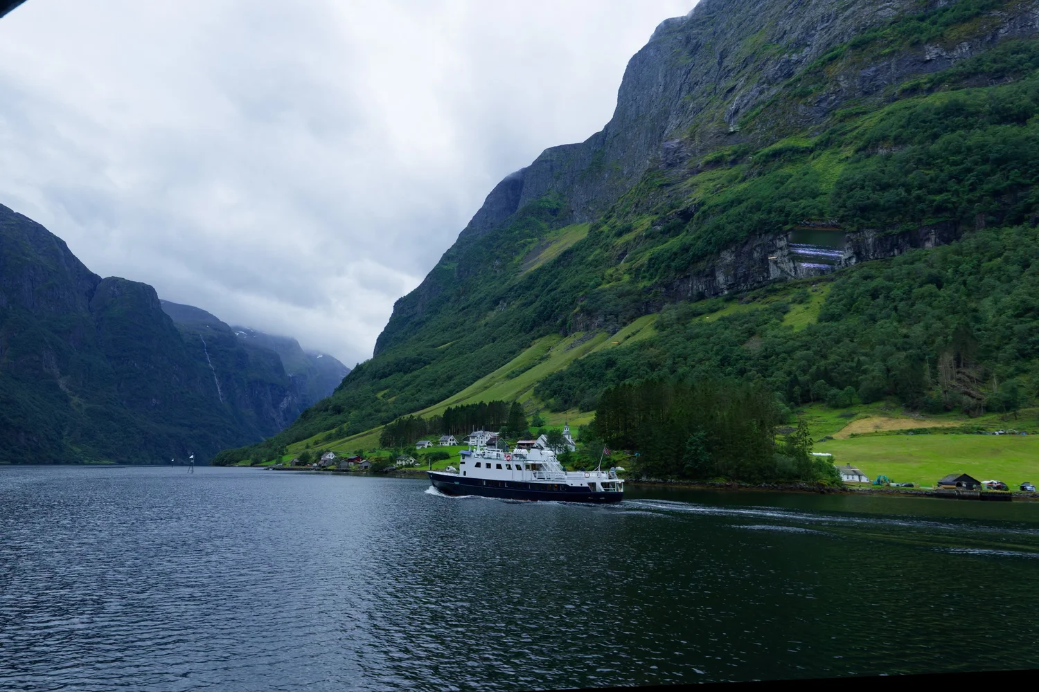 Norway landscape — photograph 15 by Sundeep Kheterpal
